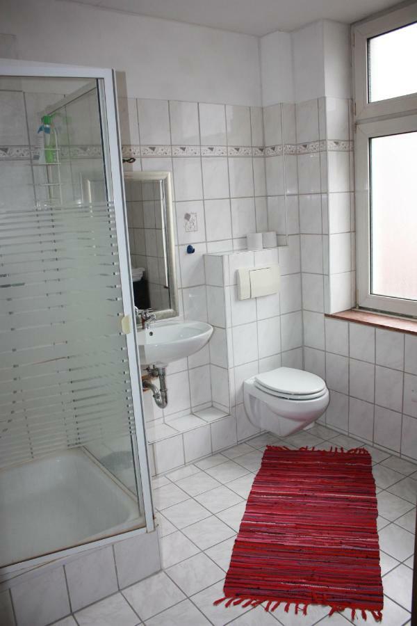 Gunstige - Simple * Köln